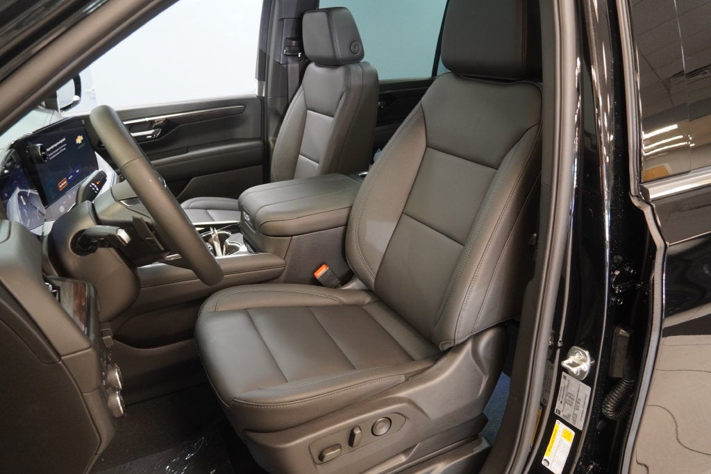 2027 Chevrolet Suburban LT
