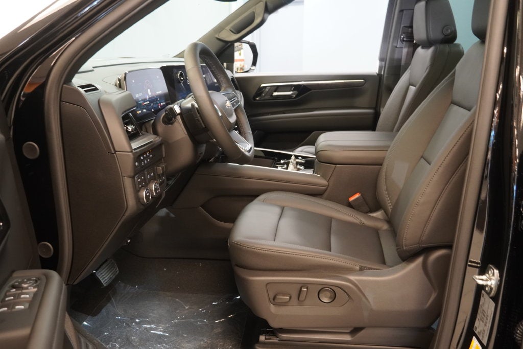 2027 Chevrolet Suburban LT