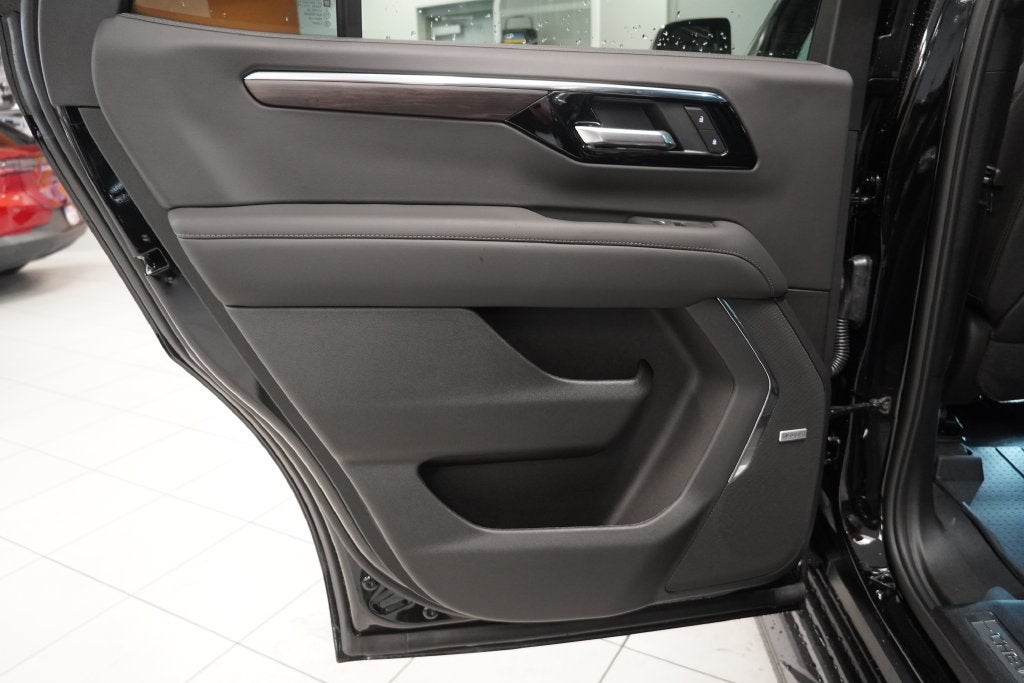 2027 Chevrolet Tahoe LT
