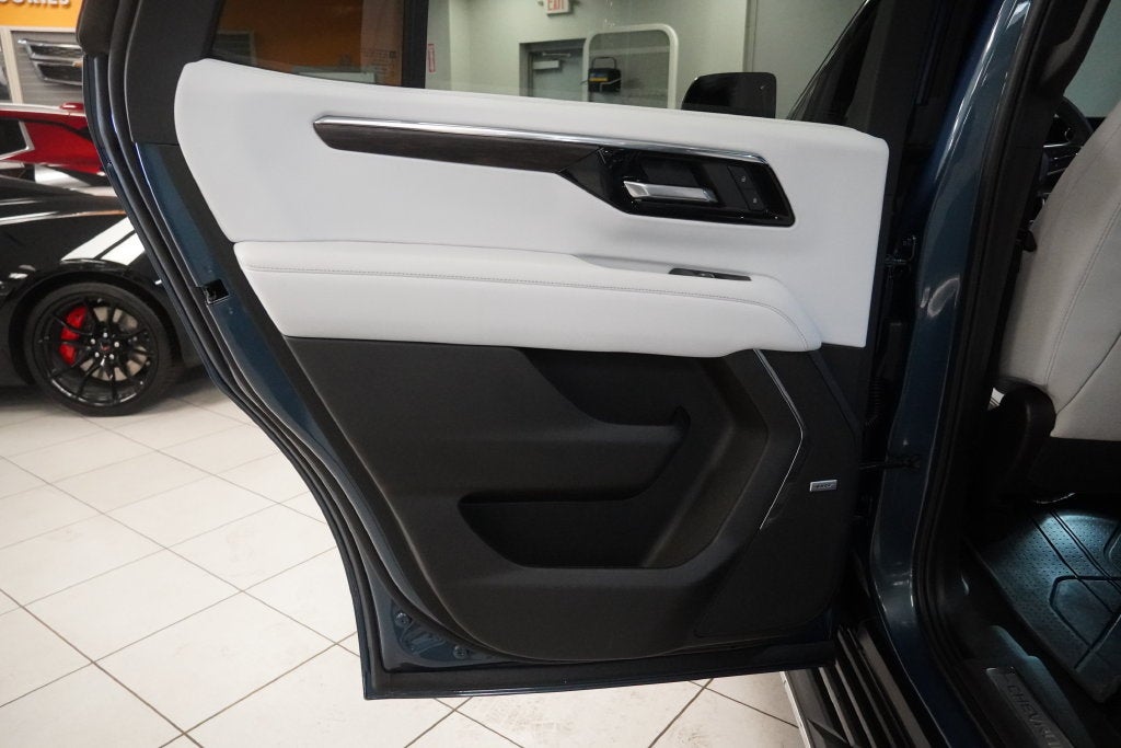 2025 Chevrolet Tahoe Premier 4WD