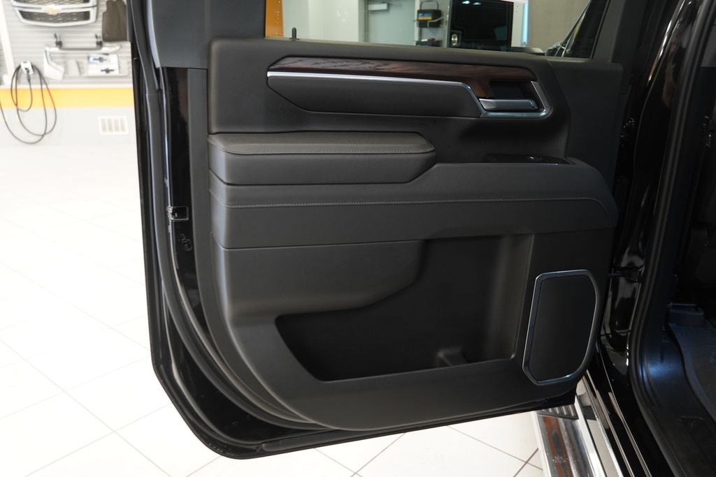 2026 GMC Sierra 2500HD SLT CREW CAB 4X4