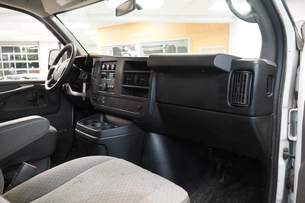 2014 GMC Savana 2500 Work Van ( TOW - OUT SPECIAL )