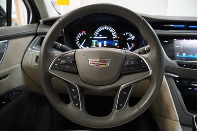 2017 Cadillac XT5 Luxury (AWD)