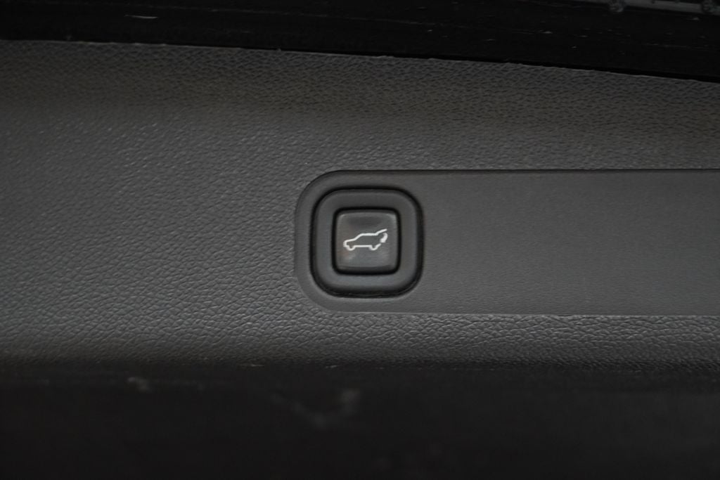 2013 Cadillac Escalade ESV Premium (AWD)