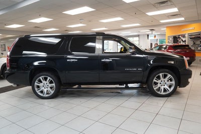 2013 Cadillac Escalade ESV Premium (AWD)