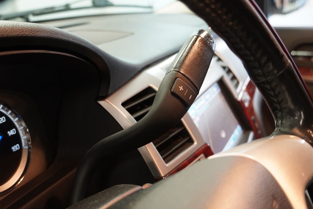 2013 Cadillac Escalade ESV Premium (AWD)