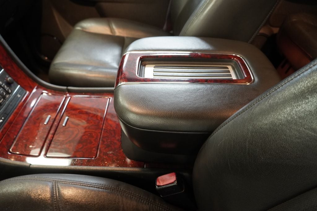 2013 Cadillac Escalade ESV Premium (AWD)