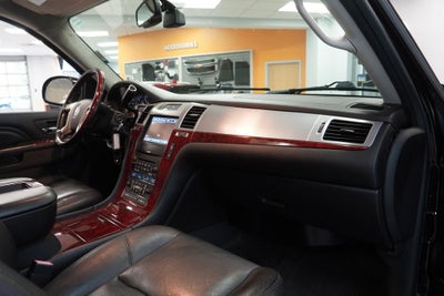 2013 Cadillac Escalade ESV Premium (AWD)
