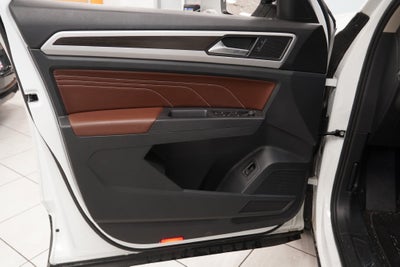 2022 Volkswagen Atlas 3.6L V6 SE w/Technology (AWD)