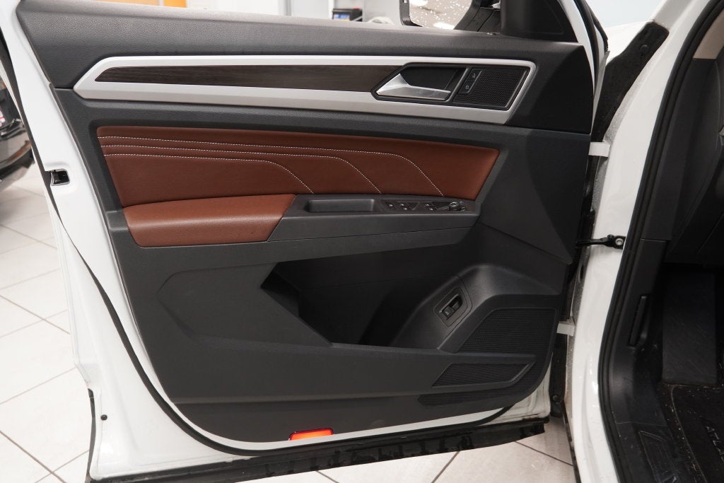 2022 Volkswagen Atlas 3.6L V6 SE w/Technology (AWD)