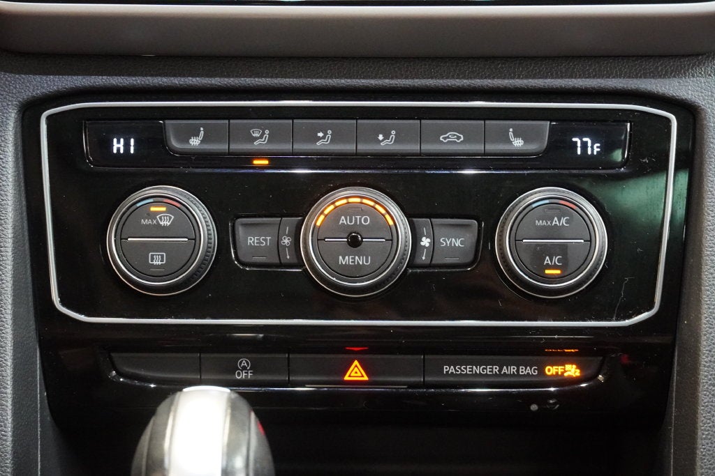 2022 Volkswagen Atlas 3.6L V6 SE w/Technology (AWD)