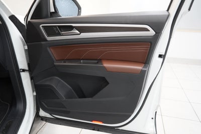 2022 Volkswagen Atlas 3.6L V6 SE w/Technology (AWD)