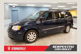 2013 Chrysler Town &amp; Country Touring ( PRE - AUCTION SPECIAL )