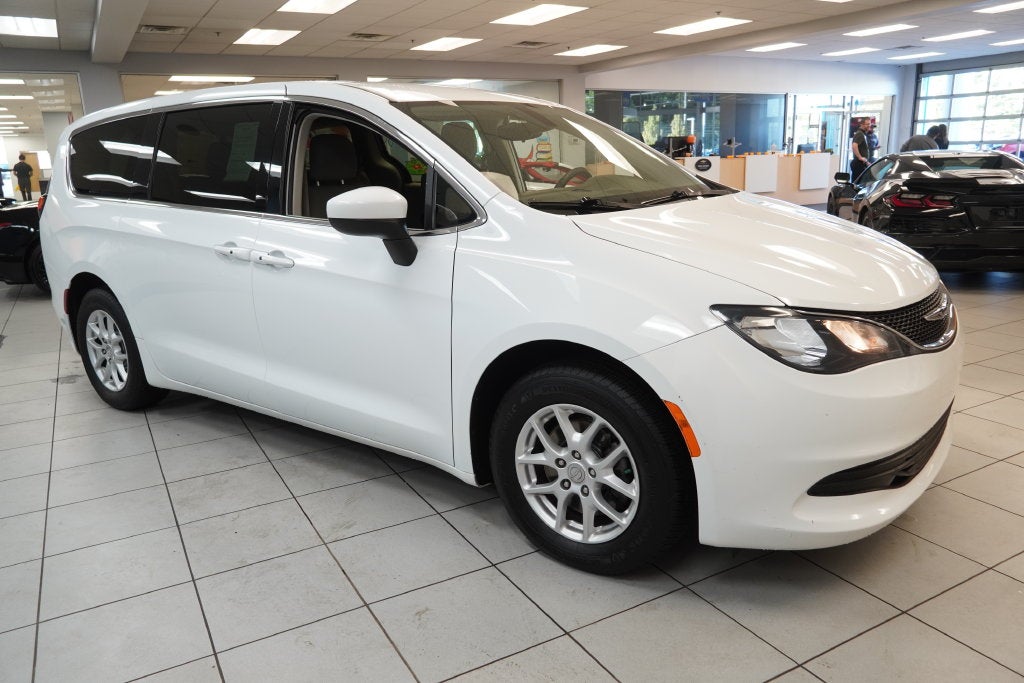2017 Chrysler Pacifica Touring