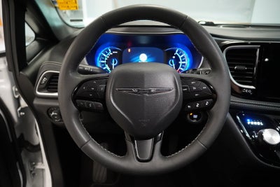 2024 Chrysler Pacifica Hybrid Select S Appearance