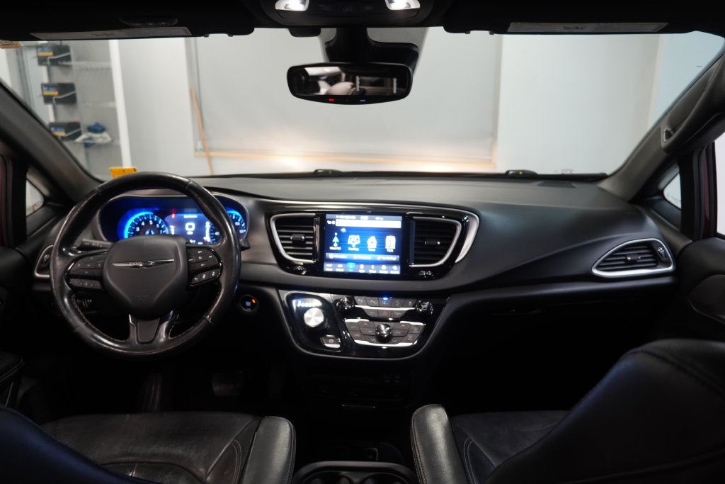 2020 Chrysler Pacifica Launch Edition (AWD)