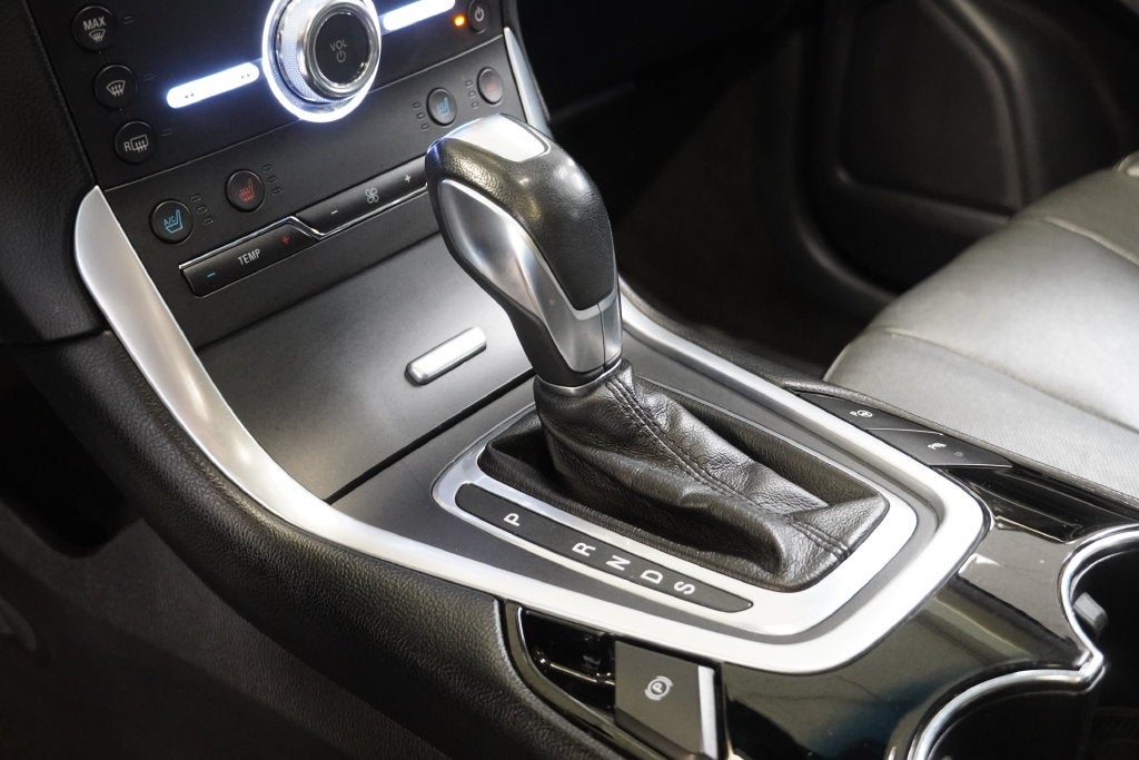 2018 Ford Edge Titanium ( AWD )