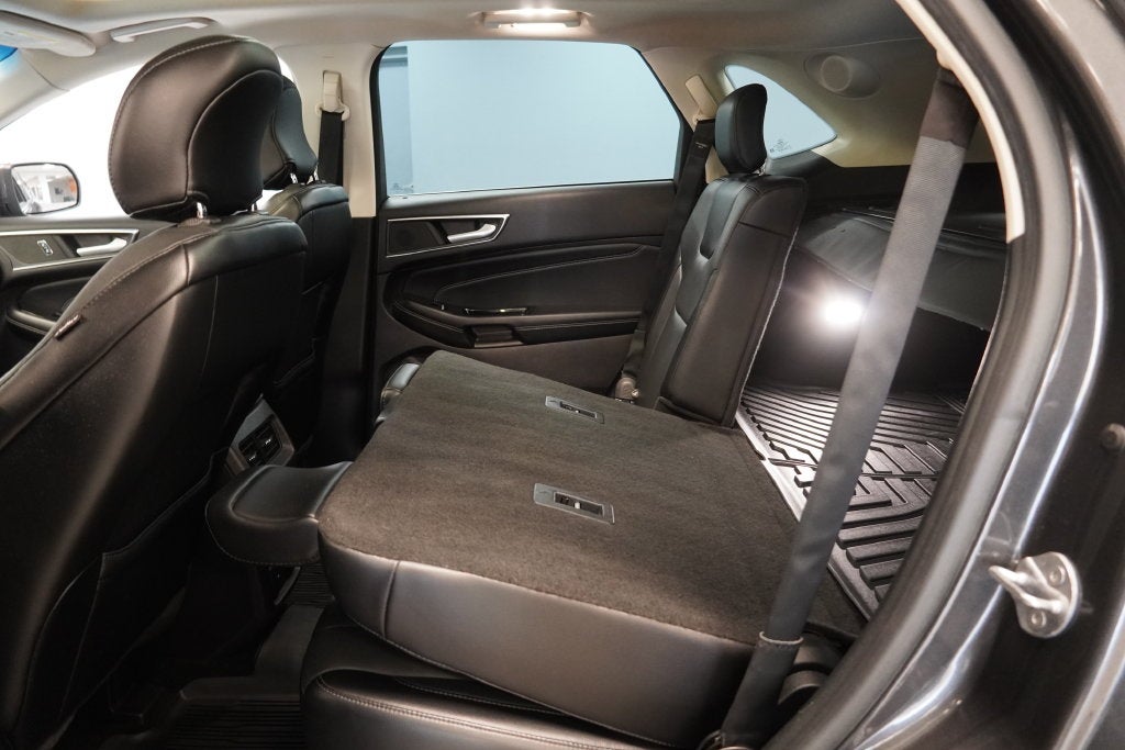 2018 Ford Edge Titanium ( AWD )