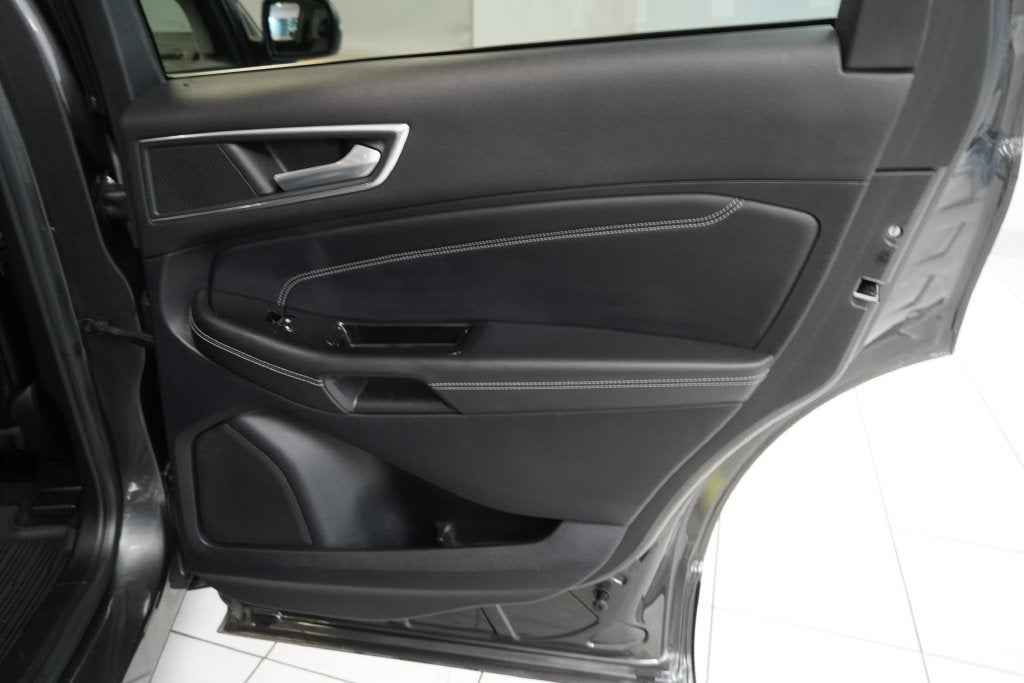 2018 Ford Edge Titanium ( AWD )