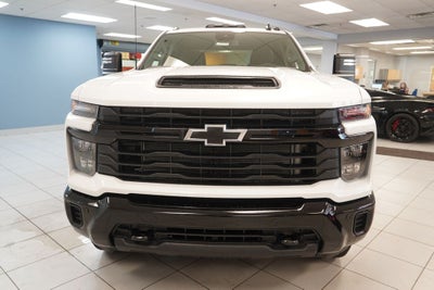 2026 Chevrolet Silverado 2500HD Custom