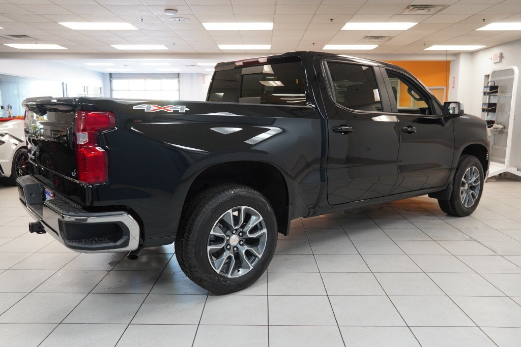 2026 Chevrolet Silverado 1500 LT LT1