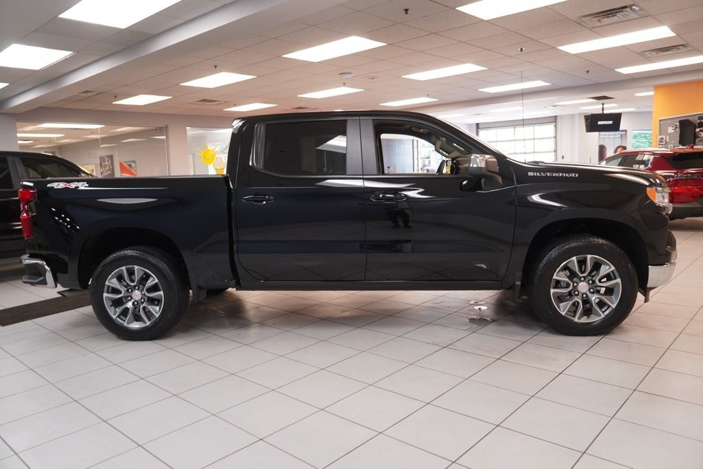 2026 Chevrolet Silverado 1500 LT LT1