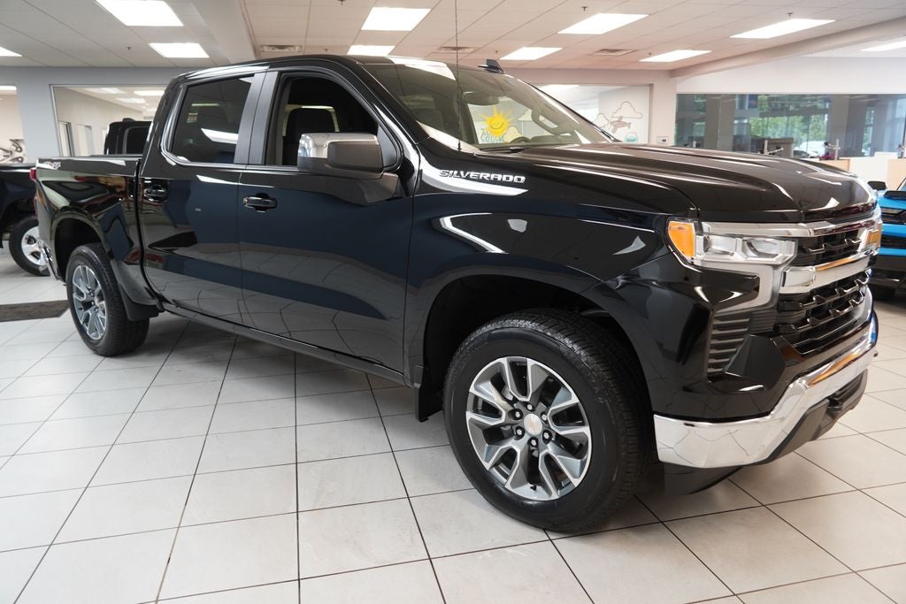 2026 Chevrolet Silverado 1500 LT LT1