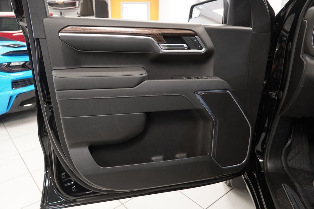 2026 Chevrolet Silverado 1500 LT LT1