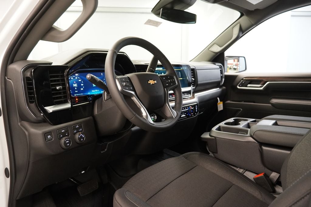 2026 Chevrolet Silverado 1500 LT LT1