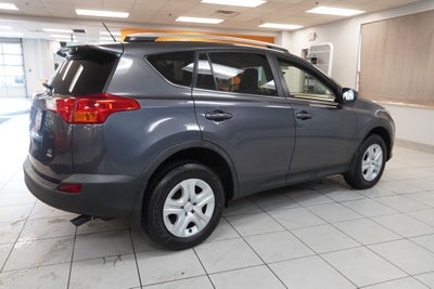 2015 Toyota RAV4 LE ( AWD )