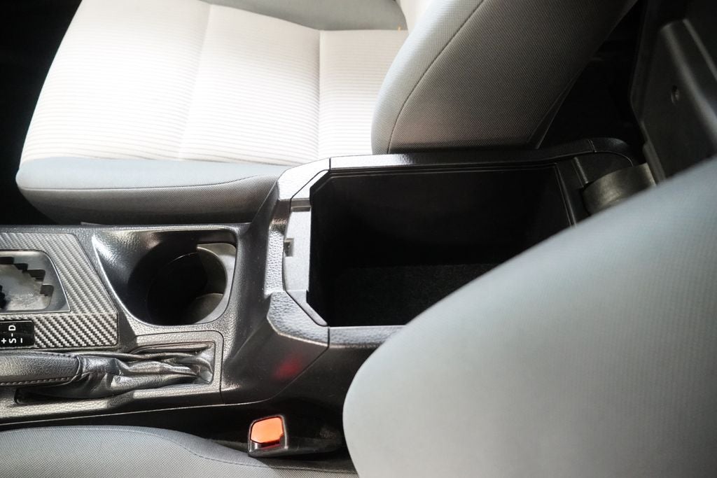 2015 Toyota RAV4 LE ( AWD )