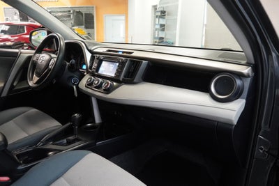 2015 Toyota RAV4 LE ( AWD )