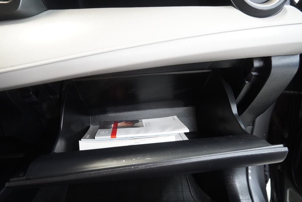 2015 Toyota RAV4 LE ( AWD )