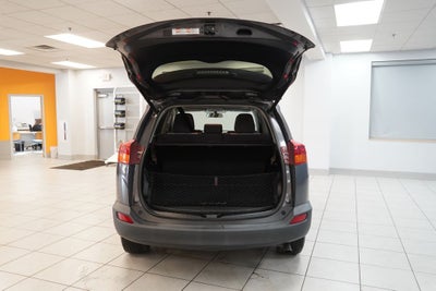 2015 Toyota RAV4 XLE ( AWD )