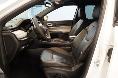 2023 Jeep Compass Latitude Lux 4WD
