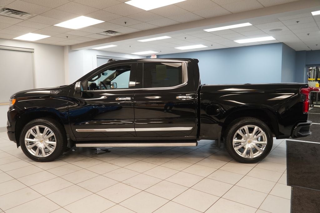 2022 Chevrolet Silverado 1500 High Country CREW CAB 4X4