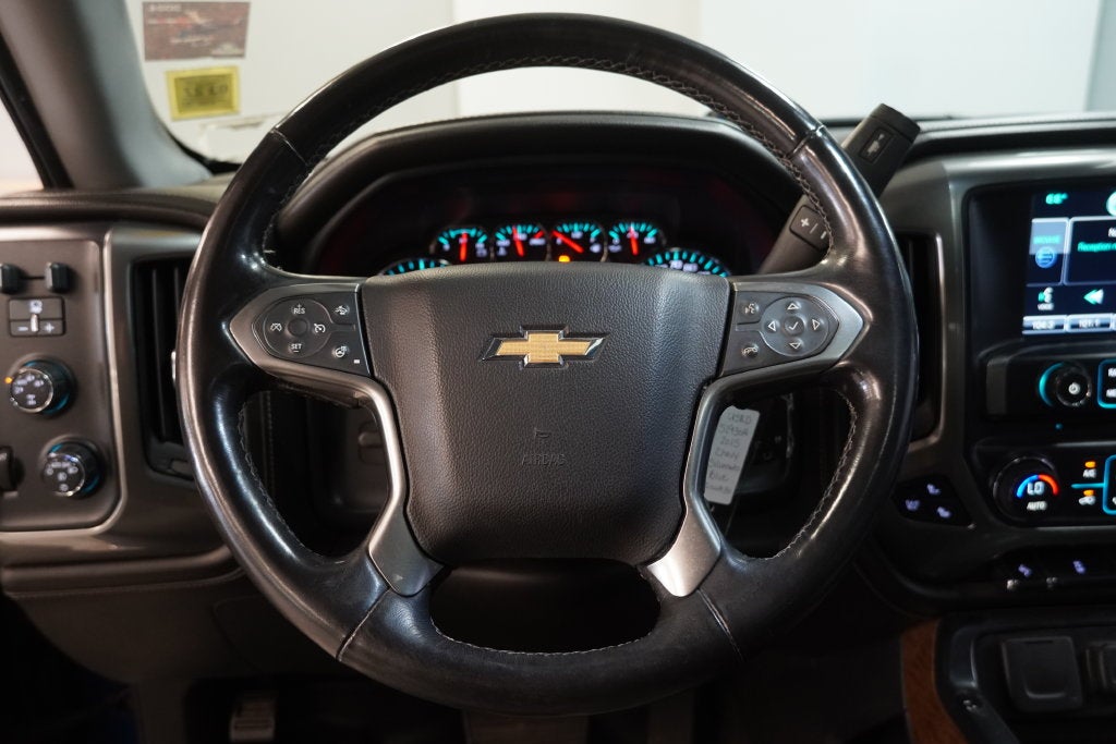 2015 Chevrolet Silverado 1500 LTZ 1LZ CREW CAB 4X4