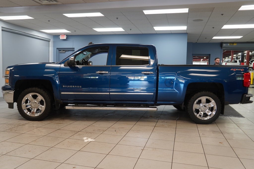 2015 Chevrolet Silverado 1500 LTZ 1LZ CREW CAB 4X4