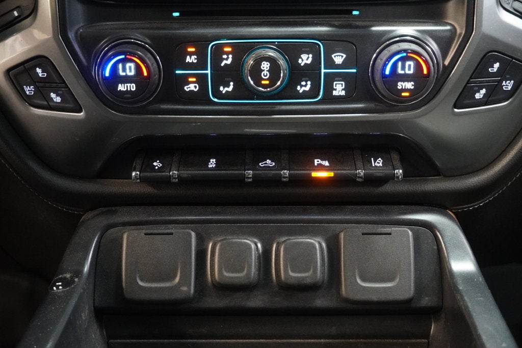 2015 Chevrolet Silverado 1500 LTZ 1LZ CREW CAB 4X4