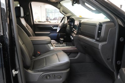 2024 GMC Sierra 1500 SLT CREW CAB 4X4