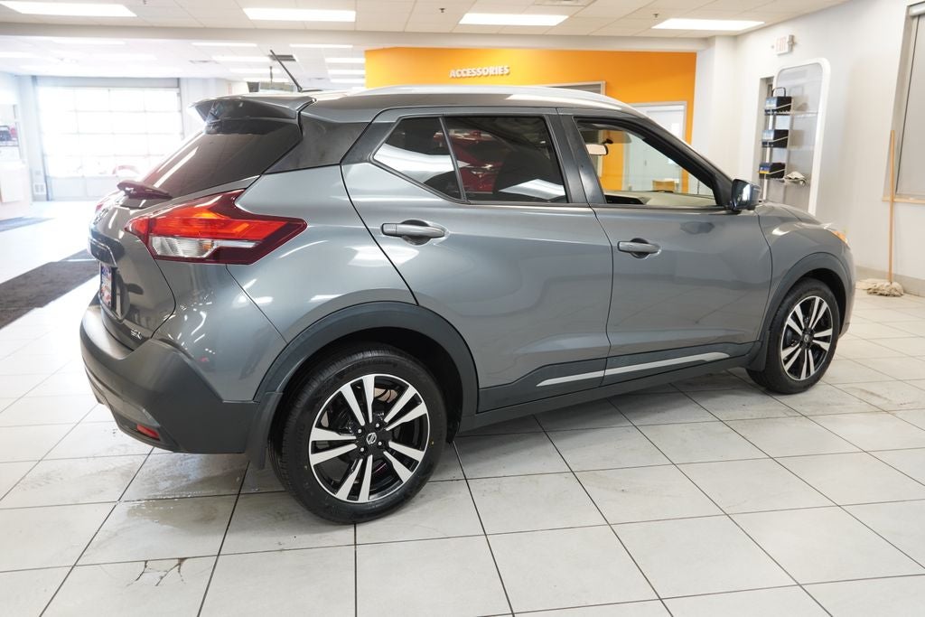 2019 Nissan Kicks SR
