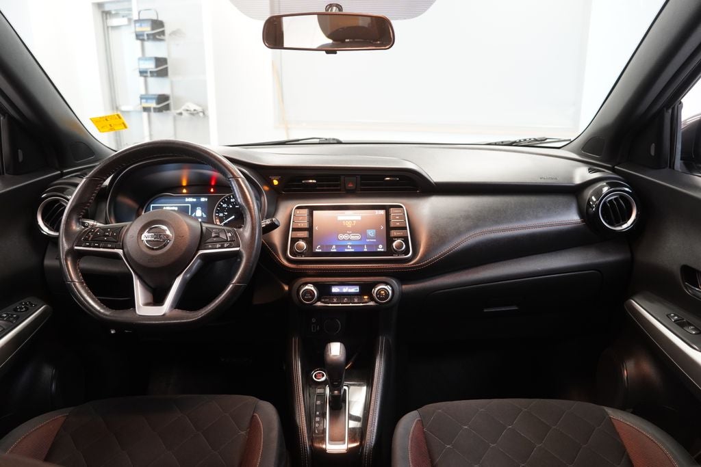 2019 Nissan Kicks SR