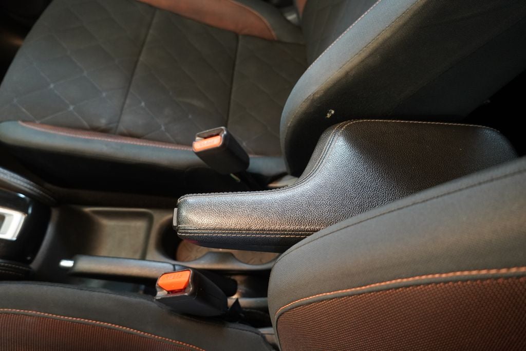 2019 Nissan Kicks SR