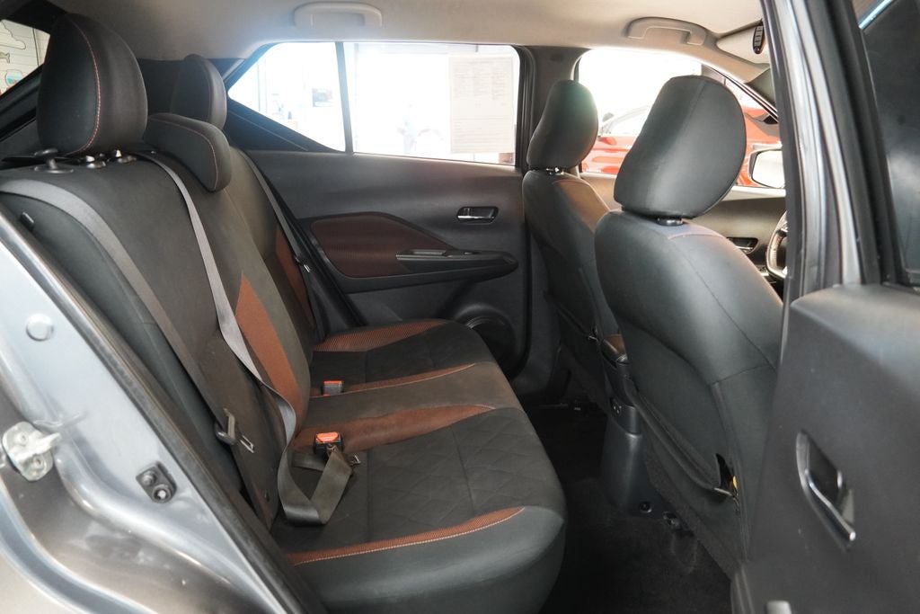 2019 Nissan Kicks SR