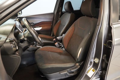 2019 Nissan Kicks SR