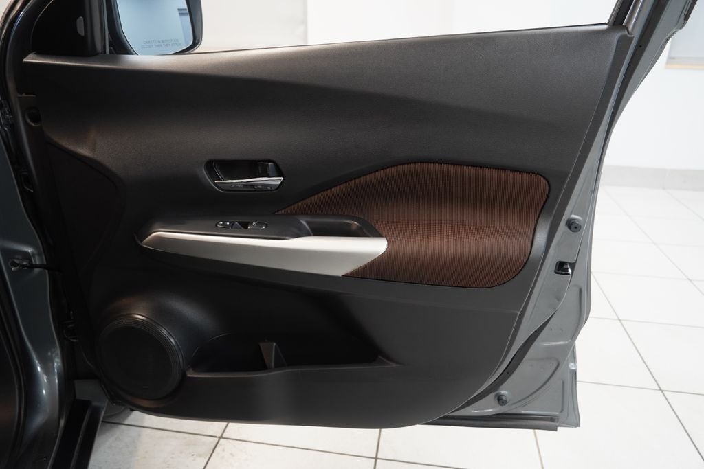 2019 Nissan Kicks SR