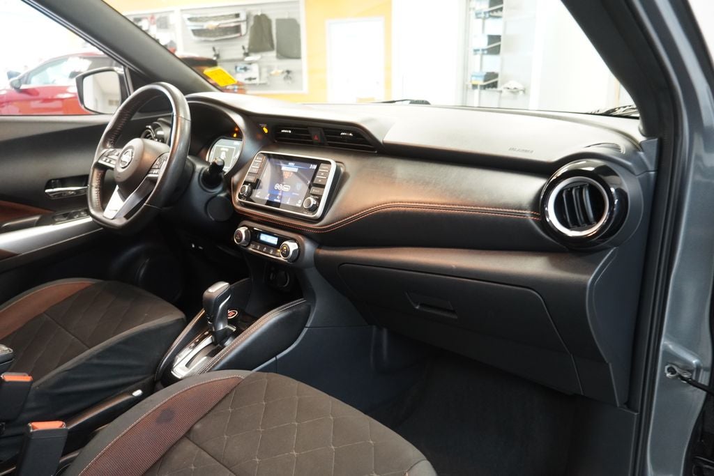 2019 Nissan Kicks SR