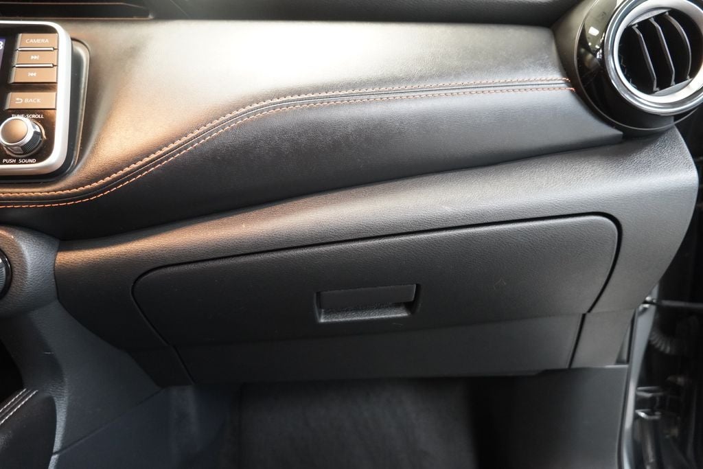 2019 Nissan Kicks SR