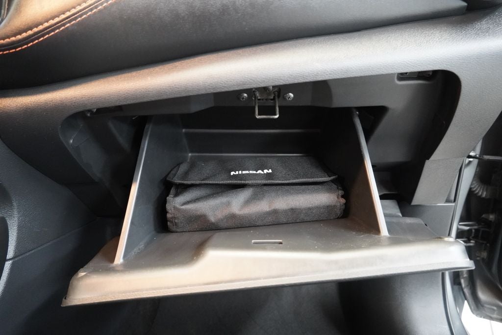 2019 Nissan Kicks SR