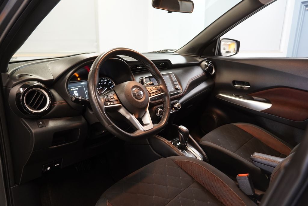2019 Nissan Kicks SR